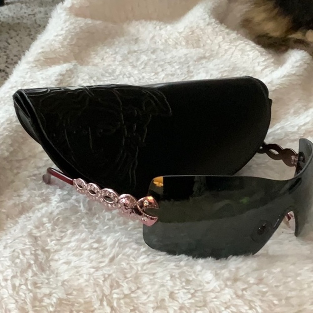 VERSACE SUNGLASSES